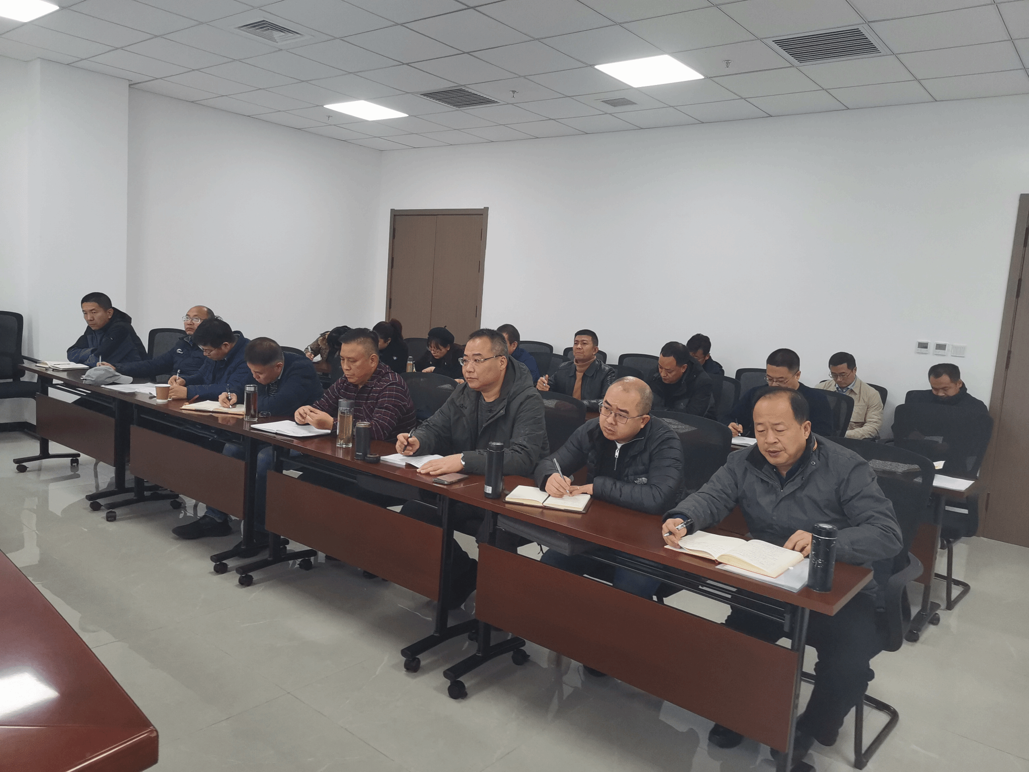 beat365官网召开本科教育教学审核评估专家入校考察阶段准备工作会议